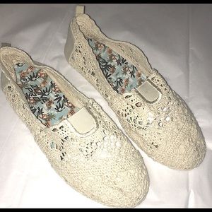 Slip On Crochet Lace Flats